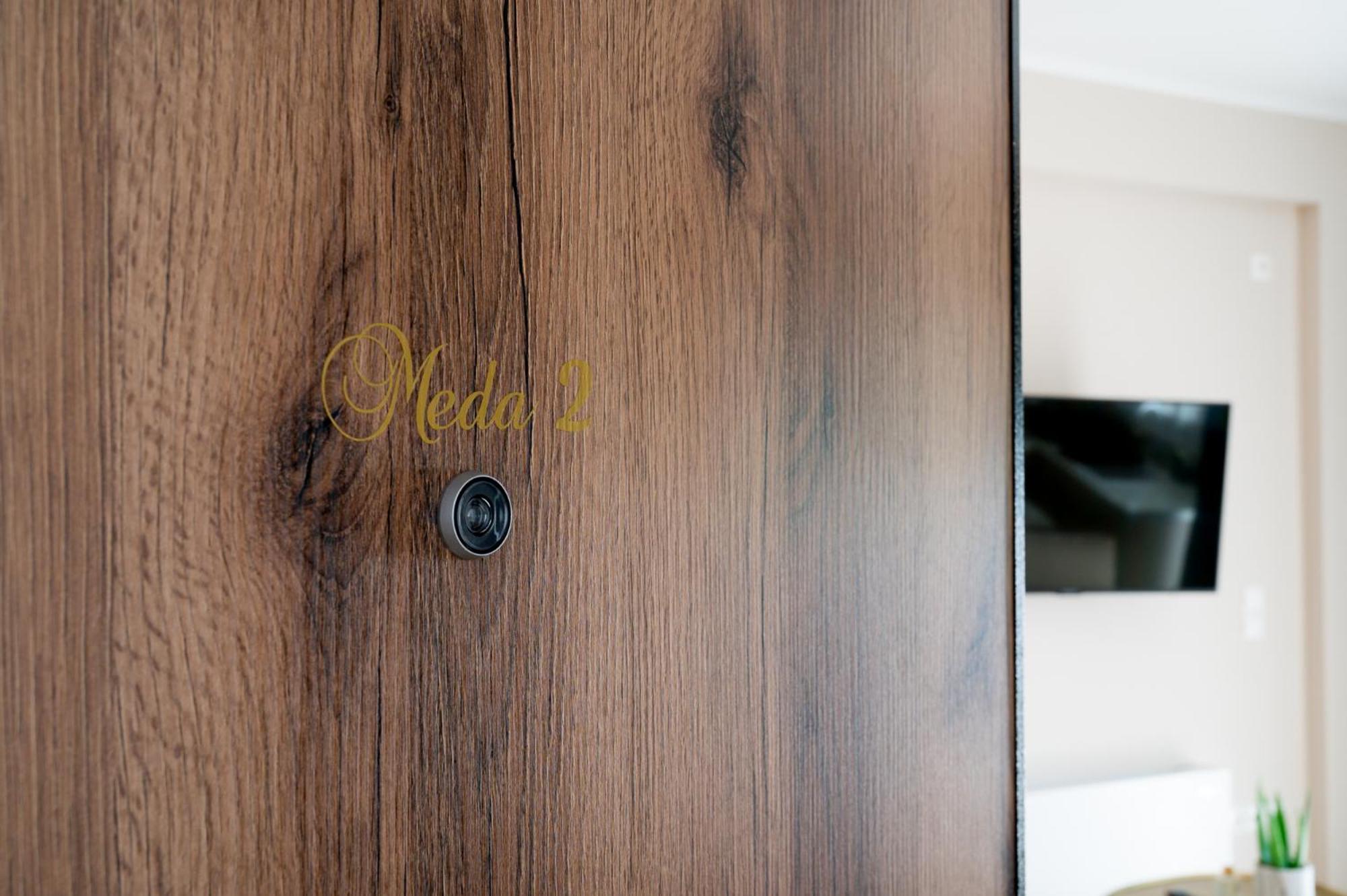Meda Apartments เปรเวซา ภายนอก รูปภาพ